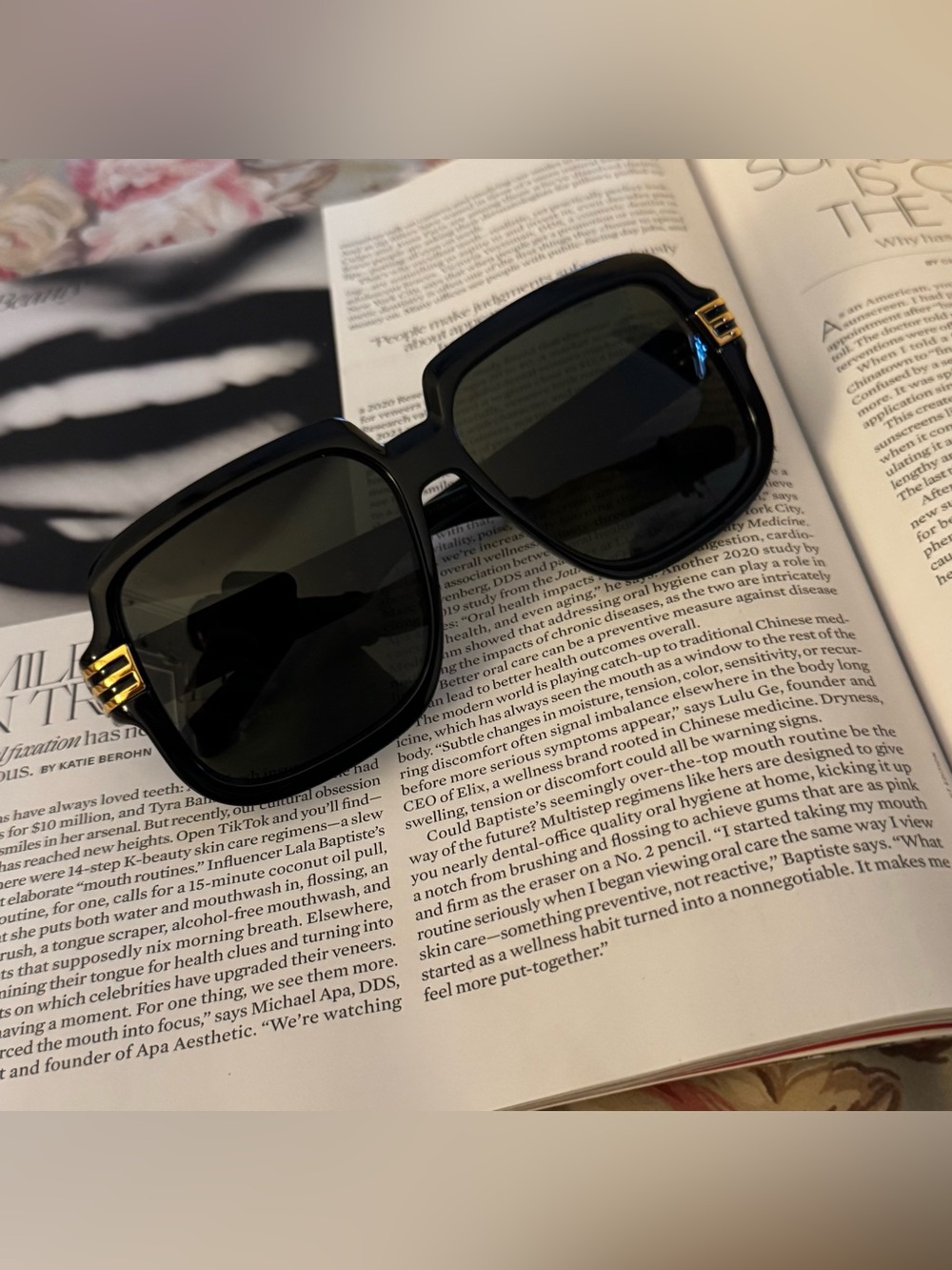 Gucci oversized black and gold sunglasses